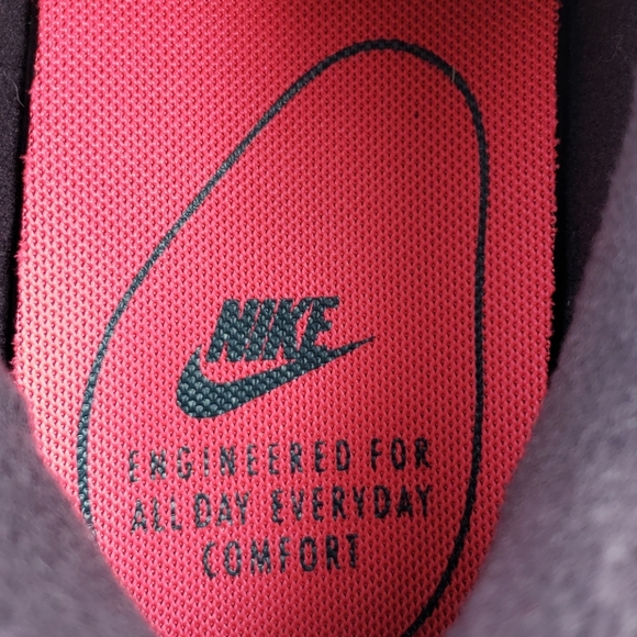 Nike Tanjun SE Sportswear Running Shoes NEW - Picture 8 of 8